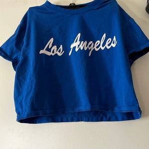 La cropped tee